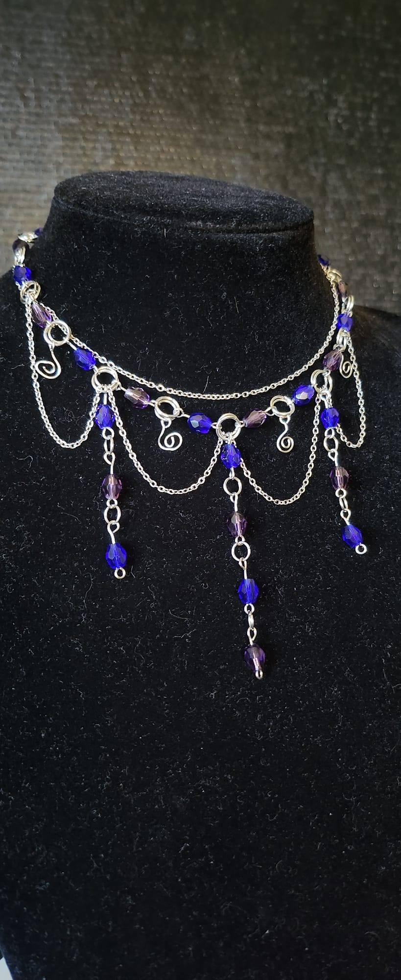 Collier Cry, cry 1