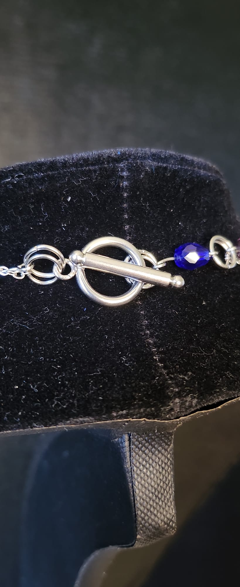 Collier Cry, cry 4