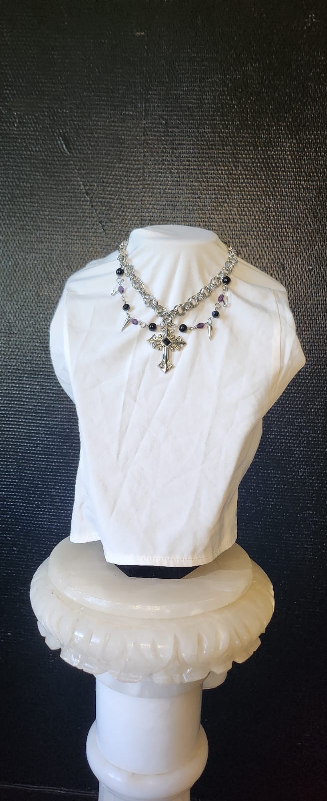 Collier Mary on a Cross violet 3